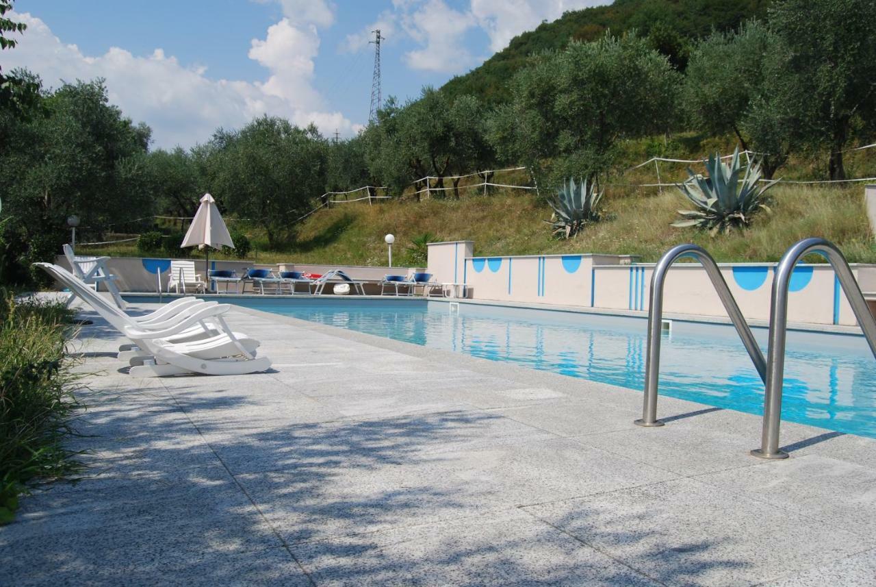 Agriturismo Cascina Bissiniga Salo Exterior photo